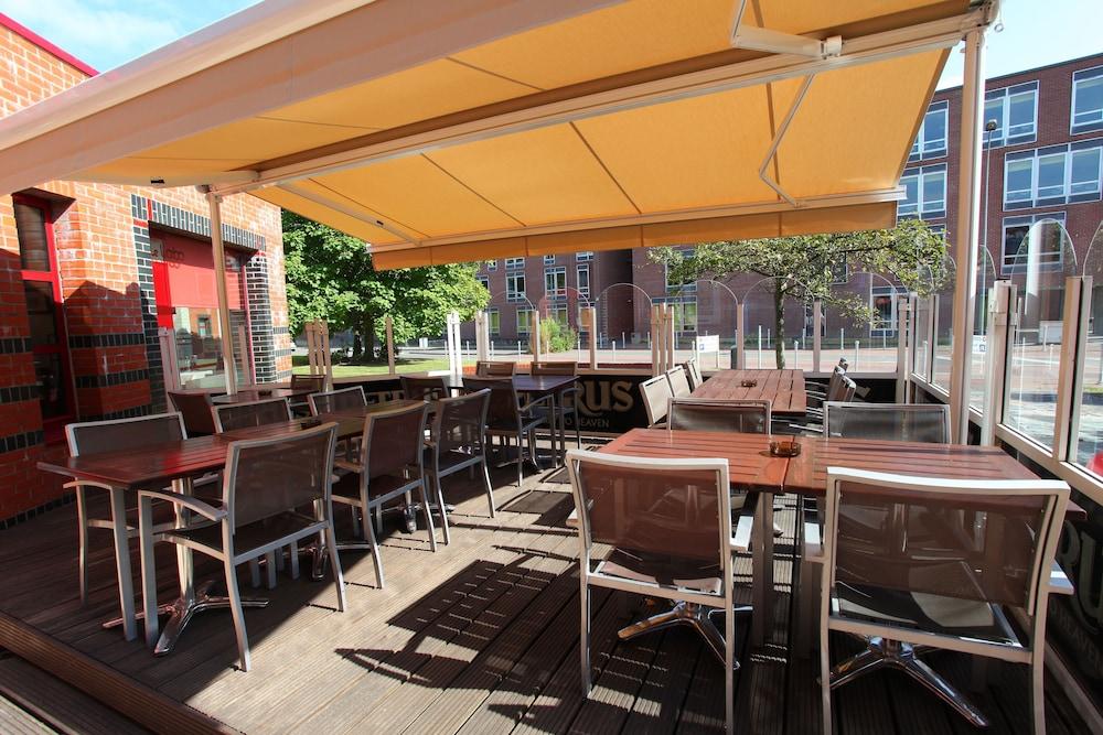The Originals City, Hotel Ascotel, Lille Est Grand Stade Villeneuve-d'Ascq Bagian luar foto