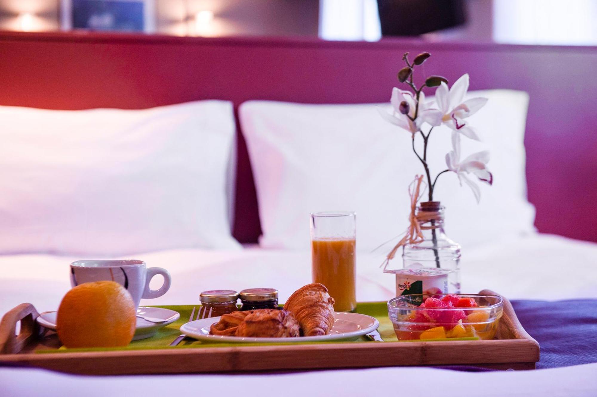 The Originals City, Hotel Ascotel, Lille Est Grand Stade Villeneuve-d'Ascq Bagian luar foto