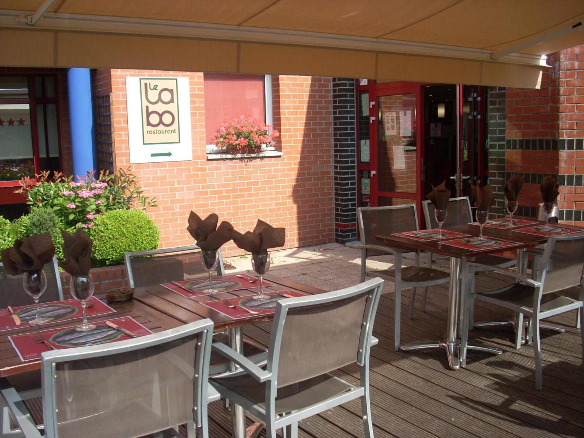 The Originals City, Hotel Ascotel, Lille Est Grand Stade Villeneuve-d'Ascq Bagian luar foto