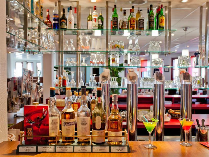 The Originals City, Hotel Ascotel, Lille Est Grand Stade Villeneuve-d'Ascq Bagian luar foto